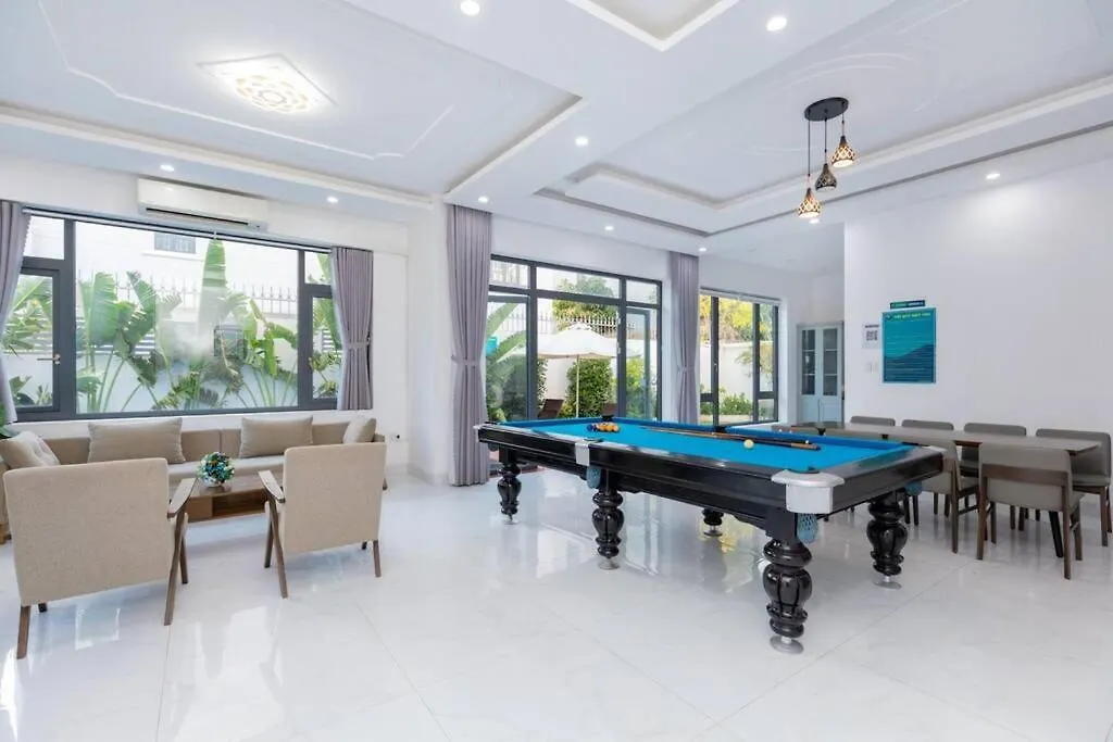 Palm Villa 10 Near Beach 붕타우 베트남